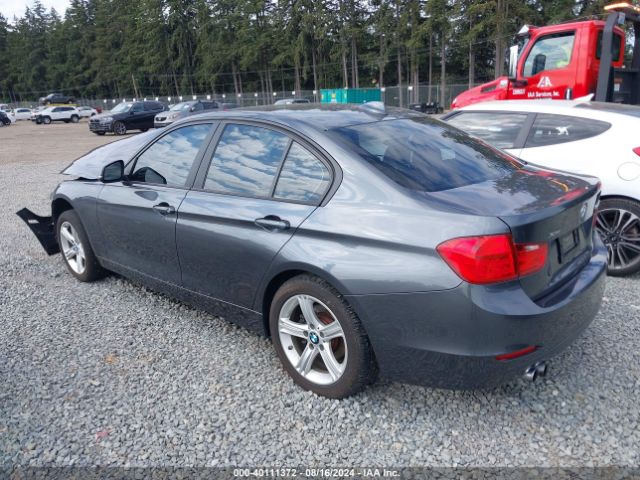 Photo 2 VIN: WBA3B5C53FF962131 - BMW 328I 