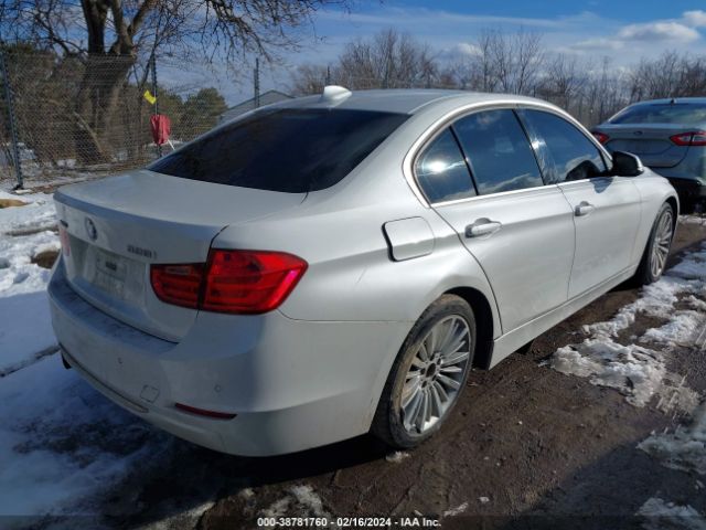 Photo 3 VIN: WBA3B5C54DF592465 - BMW 328I 