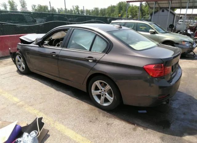 Photo 2 VIN: WBA3B5C54DF595432 - BMW 328I 