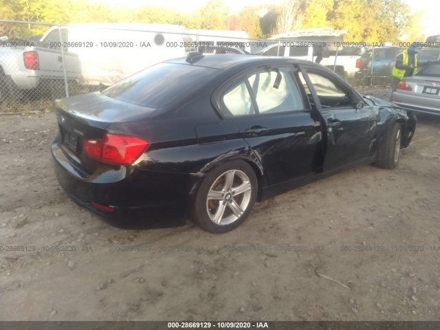 Photo 3 VIN: WBA3B5C54EF599790 - BMW 3 