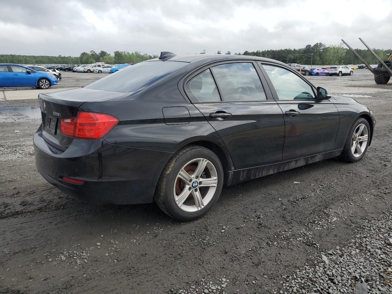 Photo 2 VIN: WBA3B5C54FF960338 - BMW 3ER 