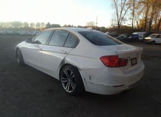 Photo 2 VIN: WBA3B5C54FP653620 - BMW 3 SERIES 