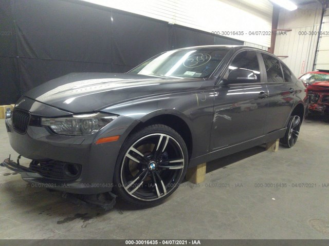 Photo 1 VIN: WBA3B5C55EF599555 - BMW 3 