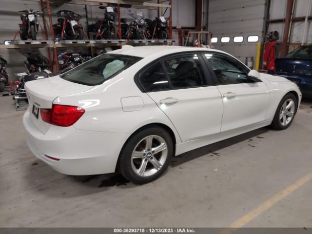 Photo 3 VIN: WBA3B5C55EP543755 - BMW 328 