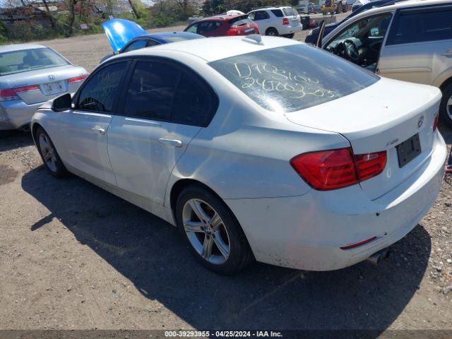 Photo 2 VIN: WBA3B5C56DF594931 - BMW 328I 