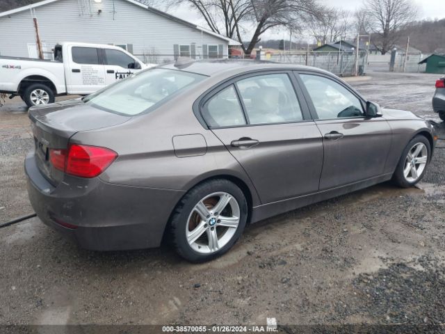 Photo 3 VIN: WBA3B5C56DF596467 - BMW 328I 