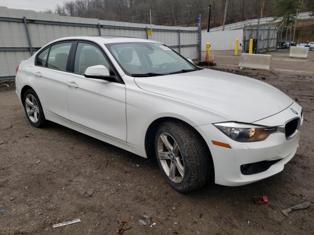 Photo 3 VIN: WBA3B5C56DF597621 - BMW 3 SERIES 