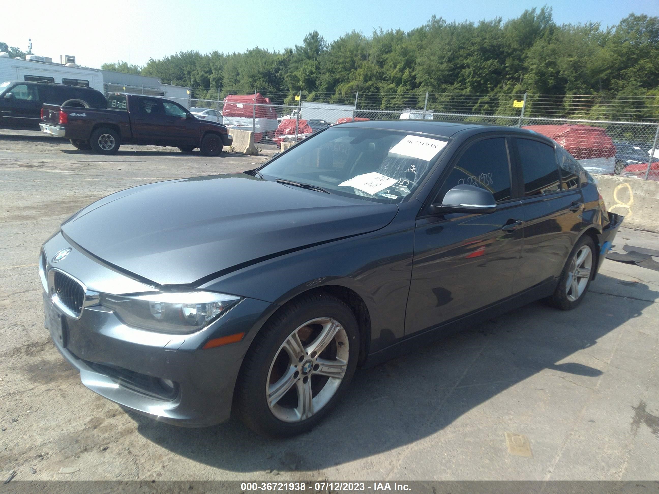 Photo 1 VIN: WBA3B5C56FF960938 - BMW 3ER 