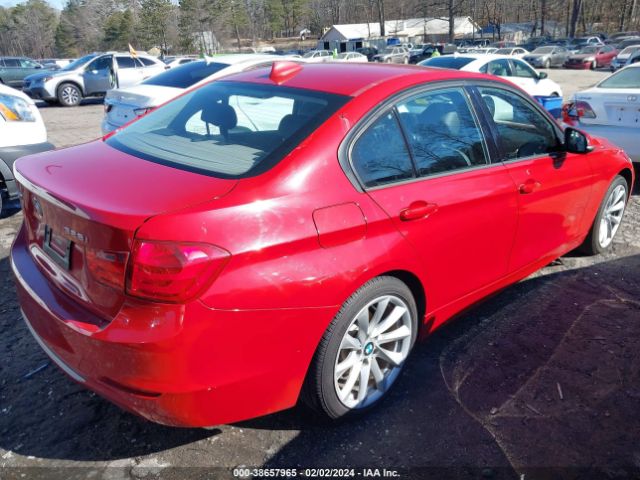 Photo 3 VIN: WBA3B5C57DF590564 - BMW 328I 