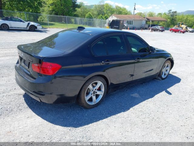 Photo 3 VIN: WBA3B5C57DF593514 - BMW 328I 