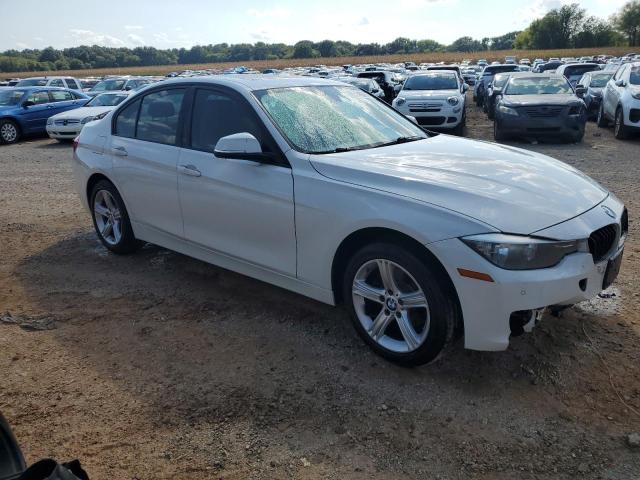 Photo 3 VIN: WBA3B5C57EF958596 - BMW 3 SERIES 