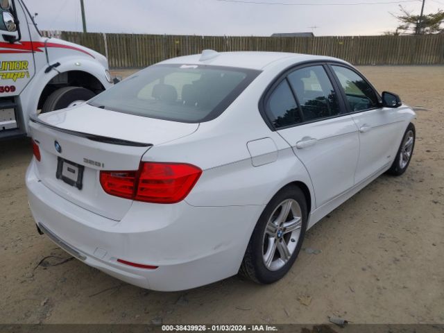 Photo 3 VIN: WBA3B5C57EP543689 - BMW 328I 