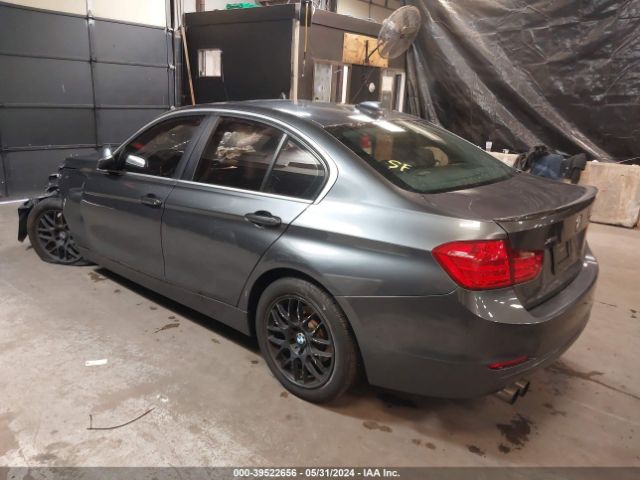 Photo 2 VIN: WBA3B5C57FP652784 - BMW 328I 