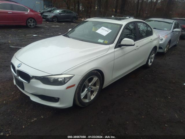 Photo 1 VIN: WBA3B5C58DF594784 - BMW 328I 