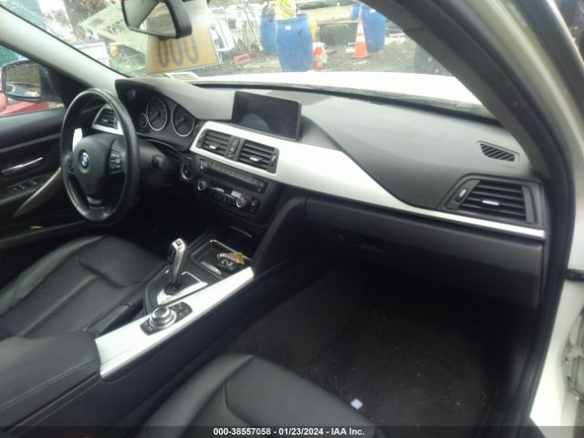 Photo 4 VIN: WBA3B5C58DF594784 - BMW 328I 