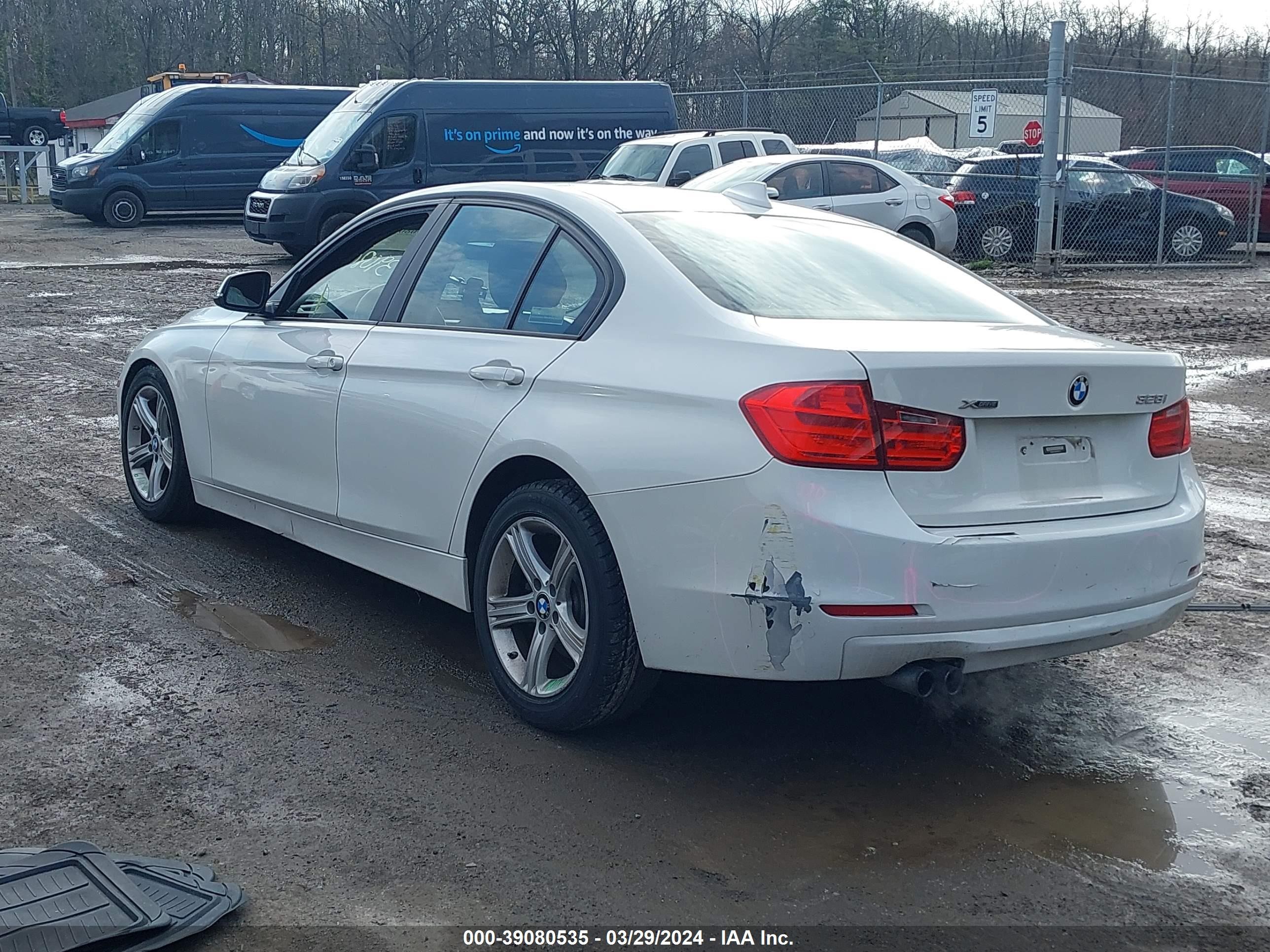 Photo 2 VIN: WBA3B5C58DF595773 - BMW 3ER 