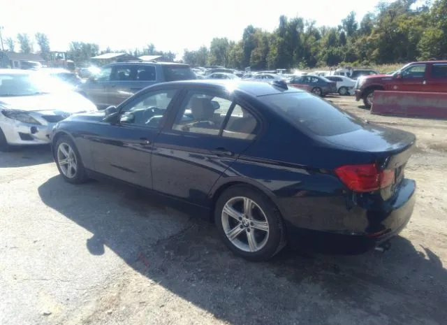 Photo 2 VIN: WBA3B5C58DF596373 - BMW 3 SERIES 