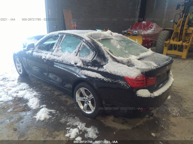 Photo 2 VIN: WBA3B5C58FF961458 - BMW 328 