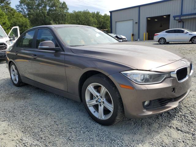 Photo 3 VIN: WBA3B5C59EP542169 - BMW 3 SERIES 