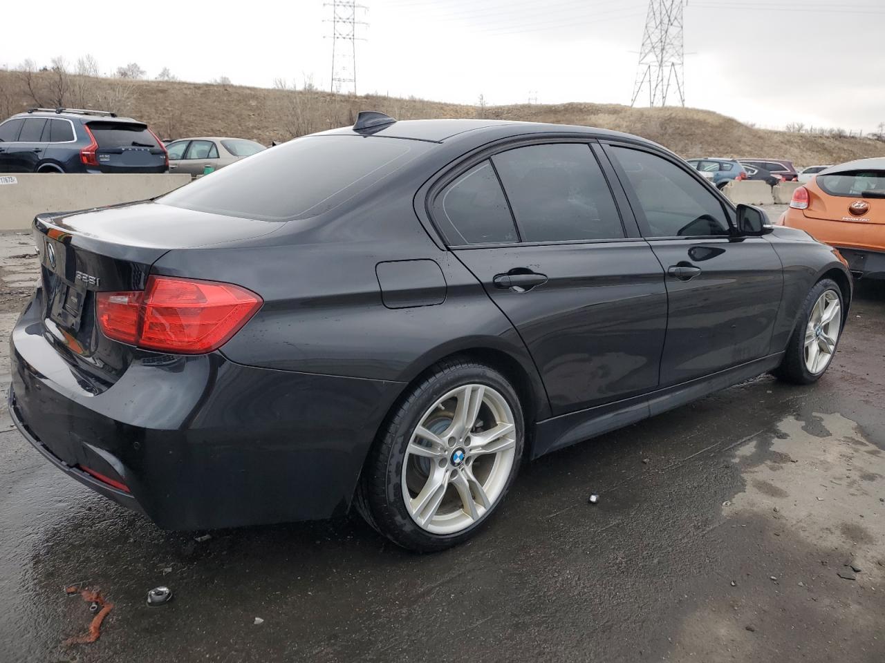 Photo 2 VIN: WBA3B5C59FP652964 - BMW 3 SERIES 