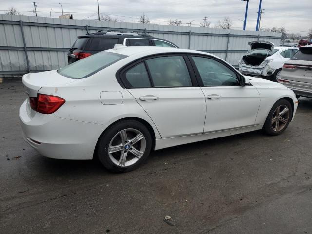 Photo 2 VIN: WBA3B5C5XDF598965 - BMW 328 