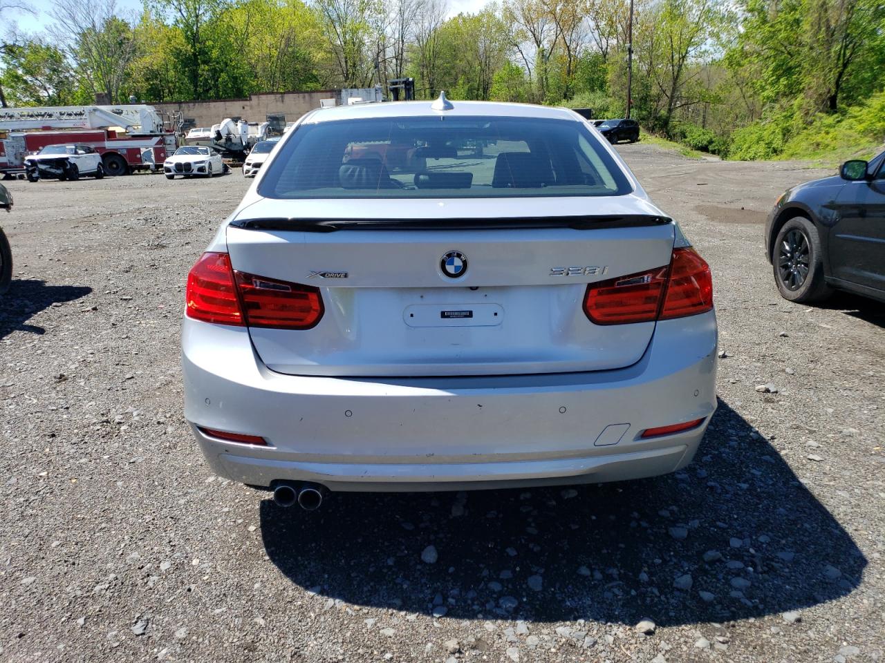 Photo 5 VIN: WBA3B5C5XEP652647 - BMW 3ER 