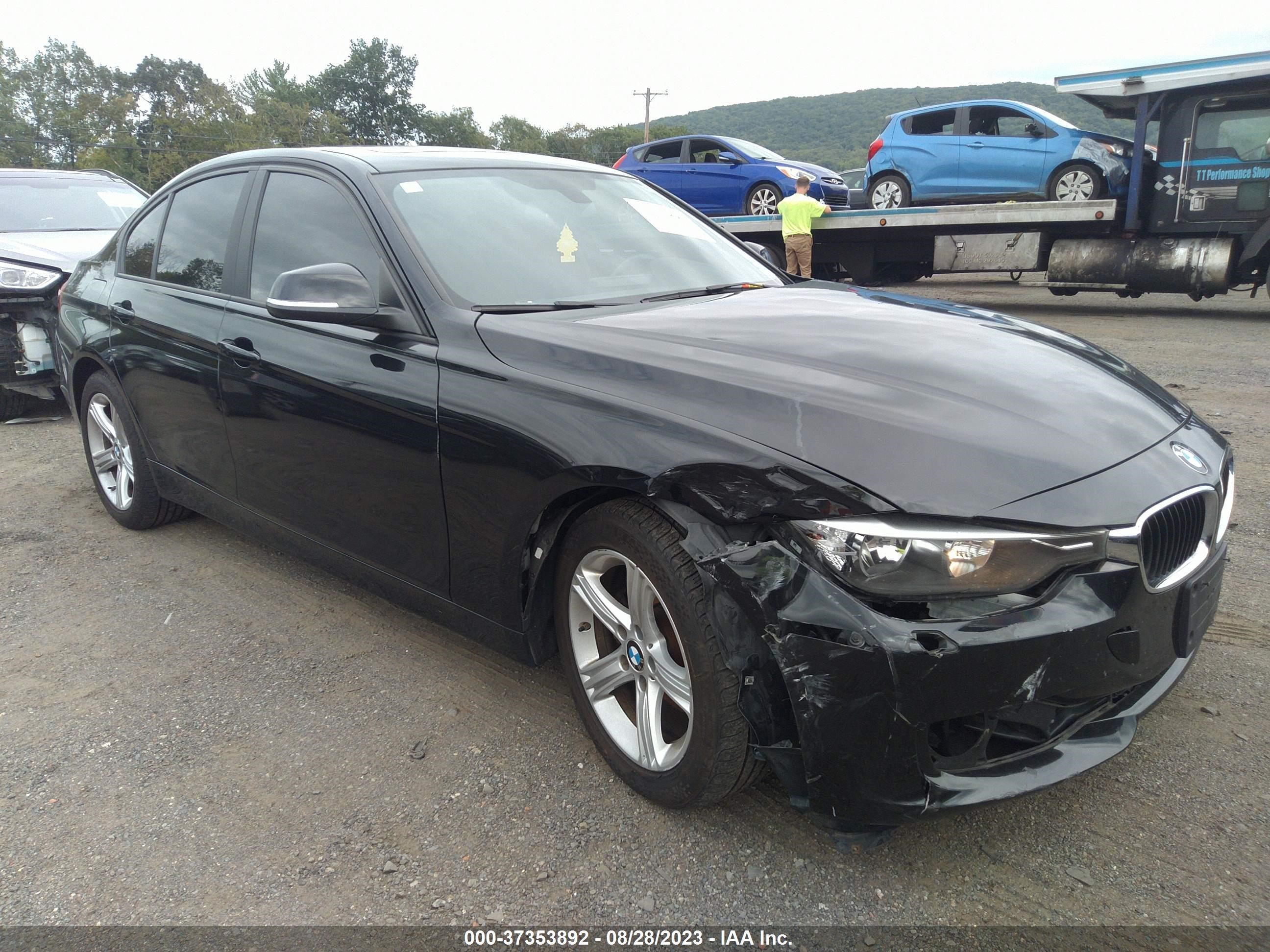 Photo 5 VIN: WBA3B5C5XFF960506 - BMW 3ER 