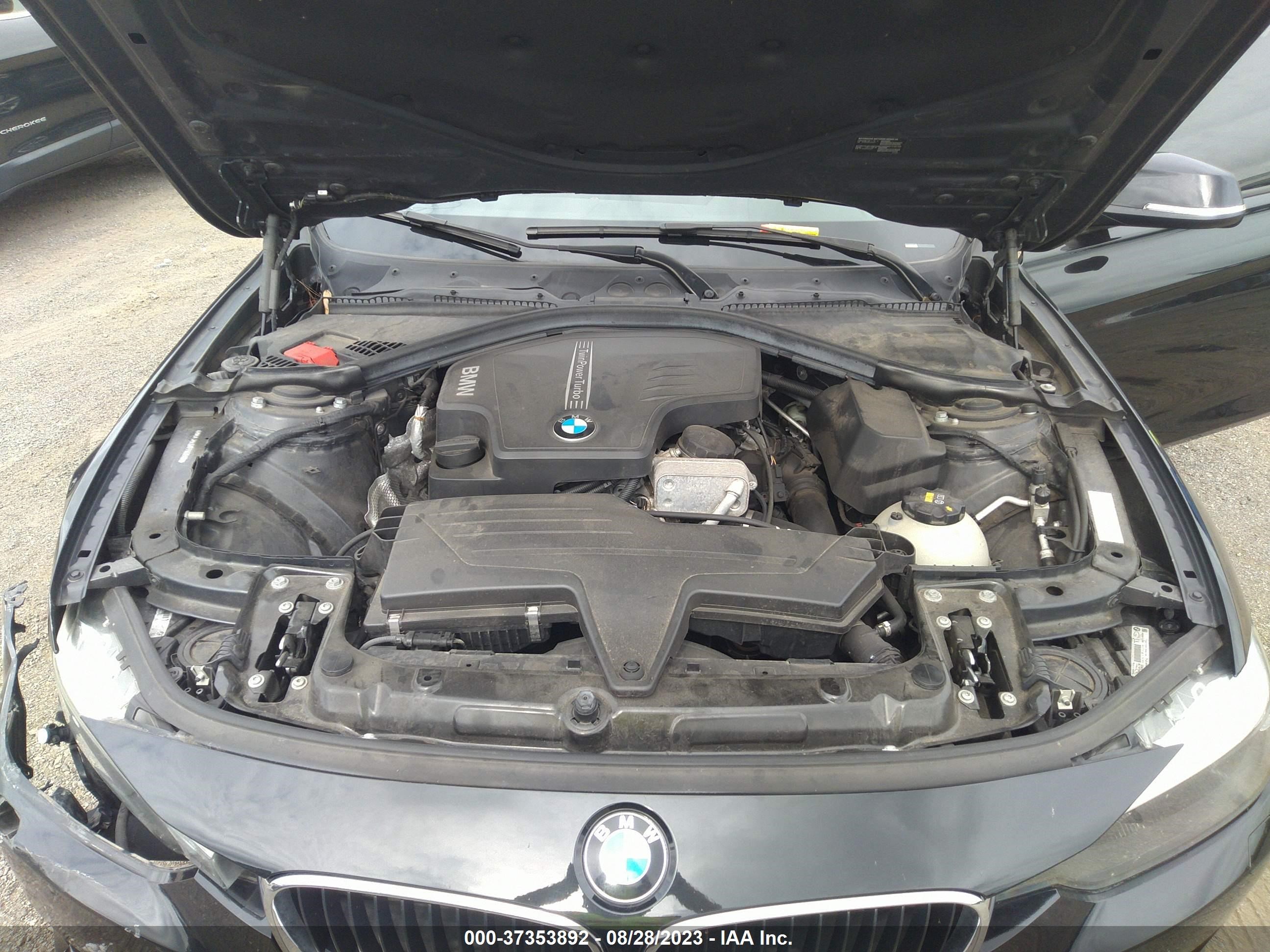 Photo 9 VIN: WBA3B5C5XFF960506 - BMW 3ER 