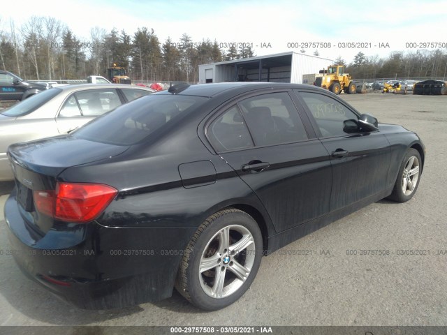 Photo 3 VIN: WBA3B5G50DNP41003 - BMW 3 