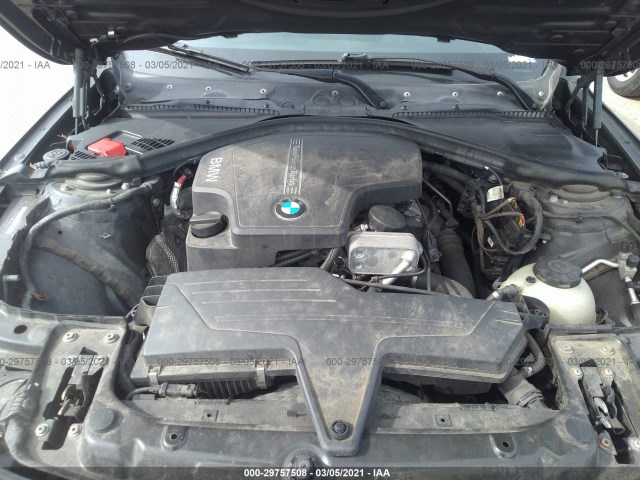 Photo 9 VIN: WBA3B5G50DNP41003 - BMW 3 