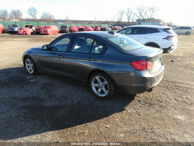 Photo 2 VIN: WBA3B5G50DNS03658 - BMW 328I 