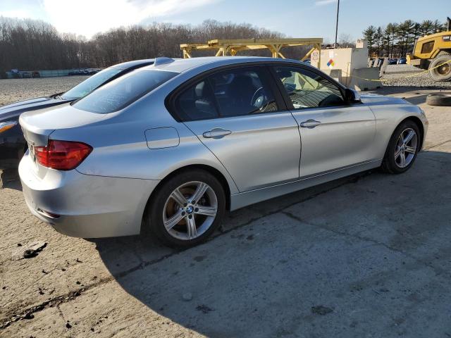 Photo 2 VIN: WBA3B5G50FNS14243 - BMW 3 SERIES 