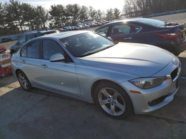 Photo 3 VIN: WBA3B5G50FNS14243 - BMW 3 SERIES 