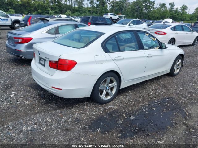 Photo 3 VIN: WBA3B5G50FNS18230 - BMW 328I 