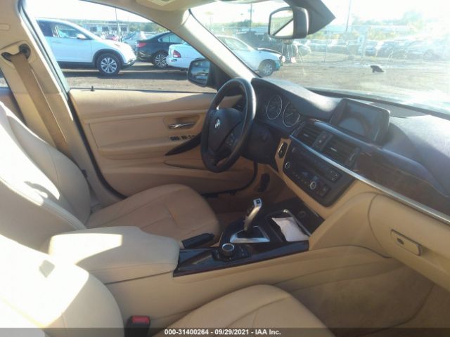 Photo 4 VIN: WBA3B5G51DNS01384 - BMW 3 