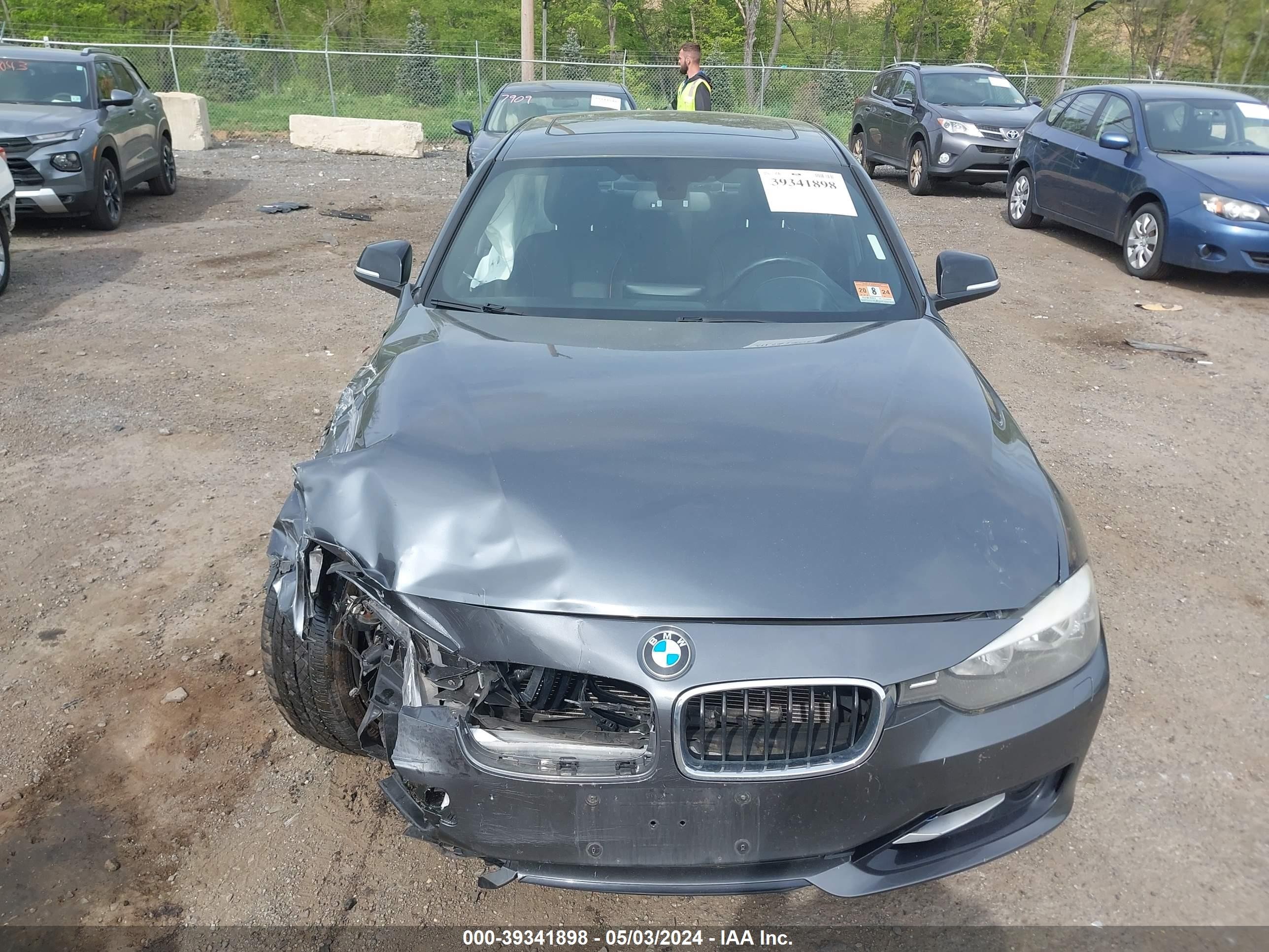 Photo 10 VIN: WBA3B5G51DNS04026 - BMW 3ER 