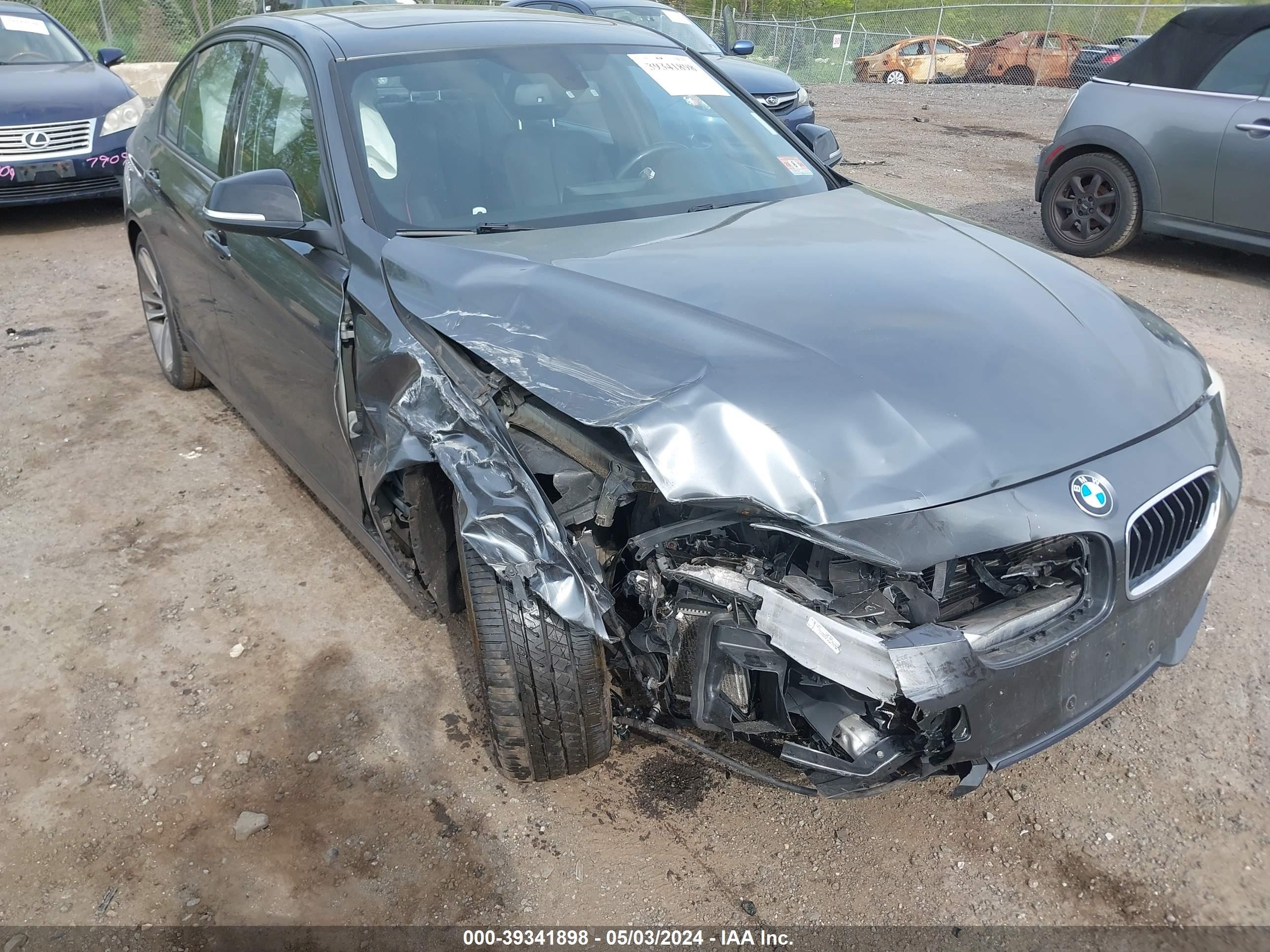 Photo 4 VIN: WBA3B5G51DNS04026 - BMW 3ER 