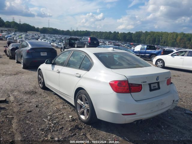 Photo 2 VIN: WBA3B5G51FNS16213 - BMW 328I 