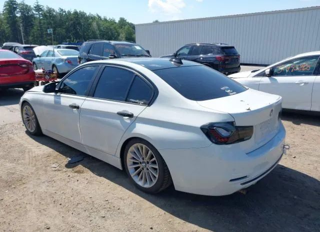 Photo 2 VIN: WBA3B5G51FNS17832 - BMW 3 SERIES 