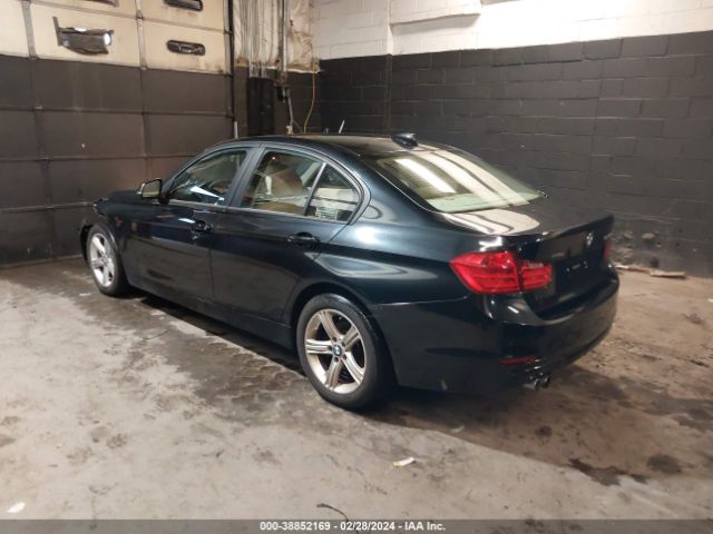 Photo 2 VIN: WBA3B5G53FNS15788 - BMW 328I 