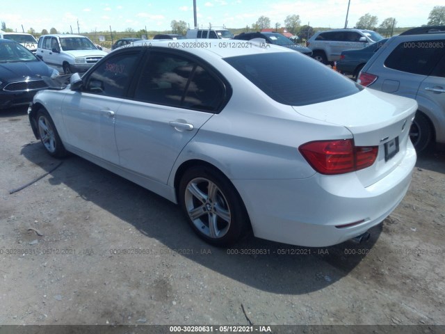 Photo 2 VIN: WBA3B5G54DNS06062 - BMW 3 