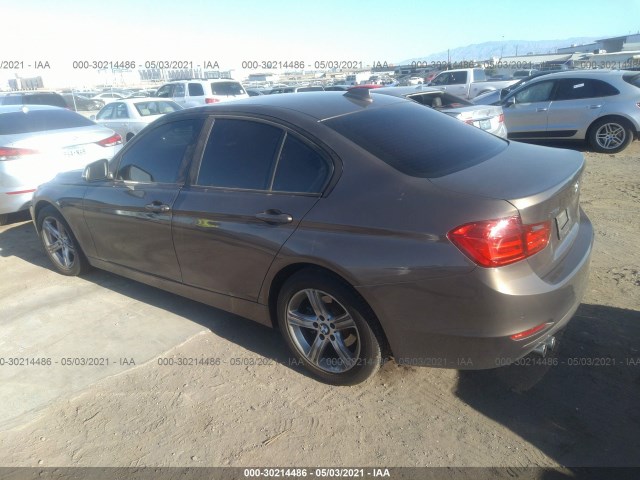 Photo 2 VIN: WBA3B5G54ENS10839 - BMW 328 