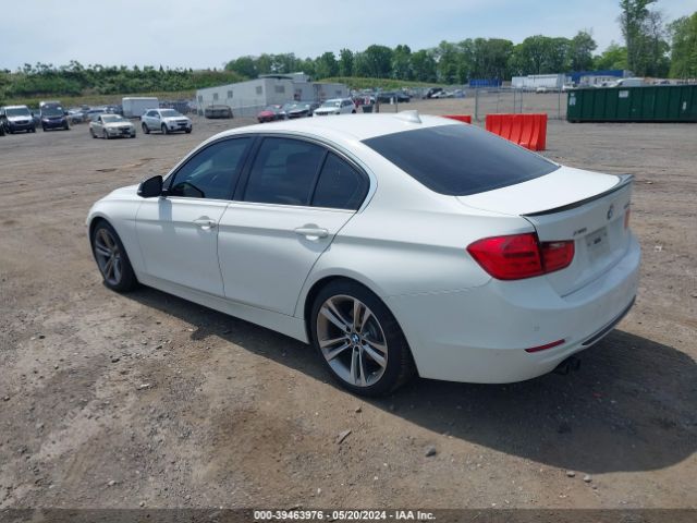 Photo 2 VIN: WBA3B5G54FNS12365 - BMW 328I 