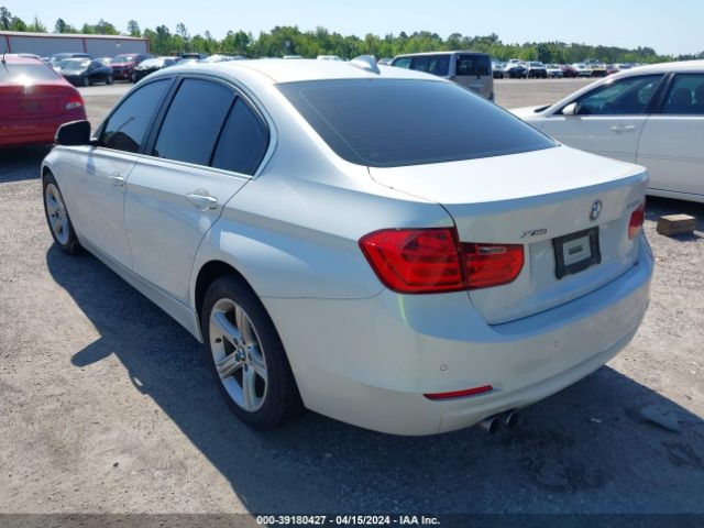 Photo 2 VIN: WBA3B5G54FNS14861 - BMW 328 