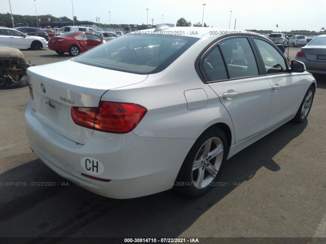 Photo 3 VIN: WBA3B5G55DNS00870 - BMW 3 