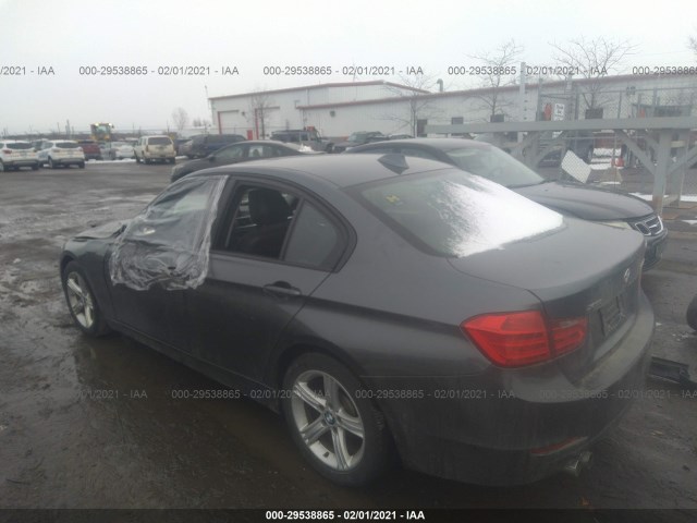 Photo 2 VIN: WBA3B5G55DNS02988 - BMW 3 