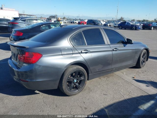 Photo 3 VIN: WBA3B5G55ENS06637 - BMW 328I 