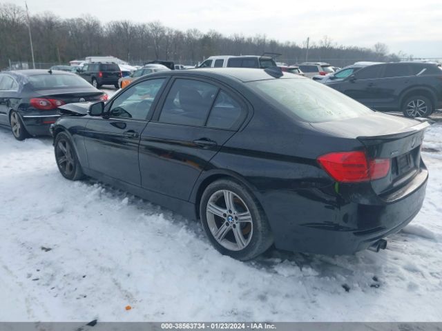 Photo 2 VIN: WBA3B5G55ENS10171 - BMW 328I 