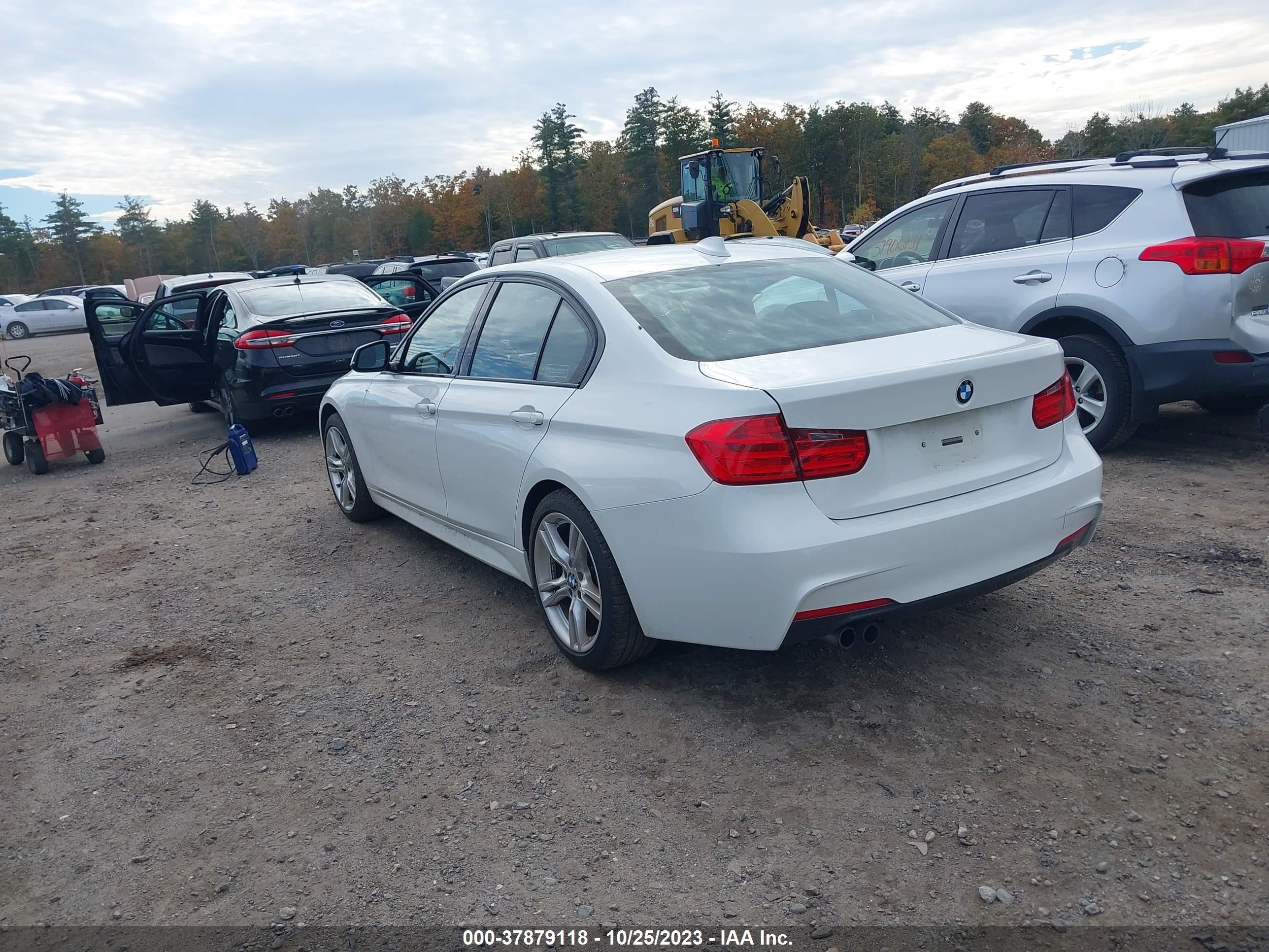 Photo 2 VIN: WBA3B5G57DNS00174 - BMW 3ER 