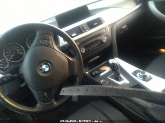 Photo 4 VIN: WBA3B5G58DNS02516 - BMW 3 